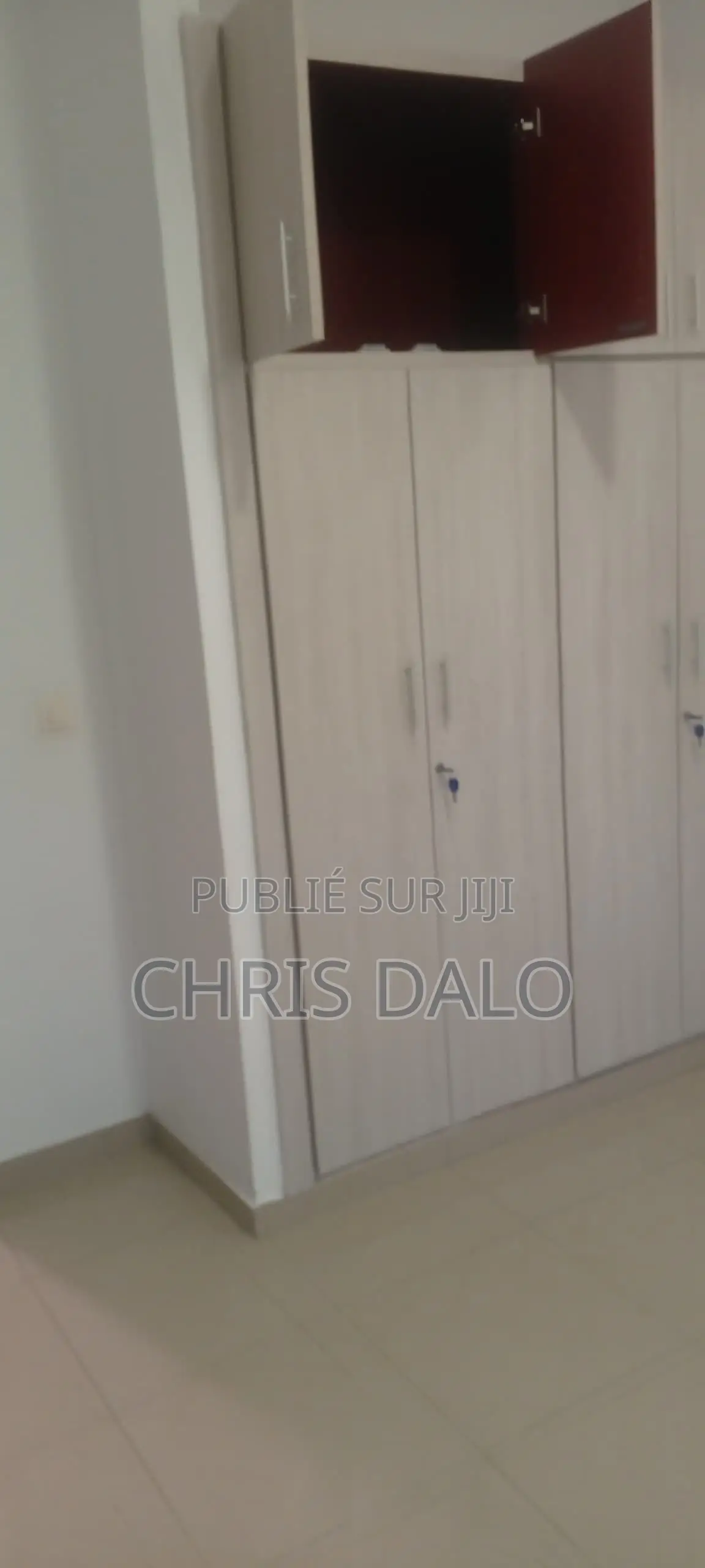 3chbre Duplex dans Sang, Cocody à Louer