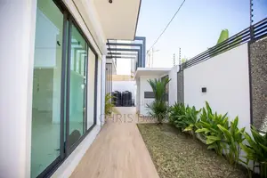 4chbre Duplex dans Hugues K, Bingerville à Vendre