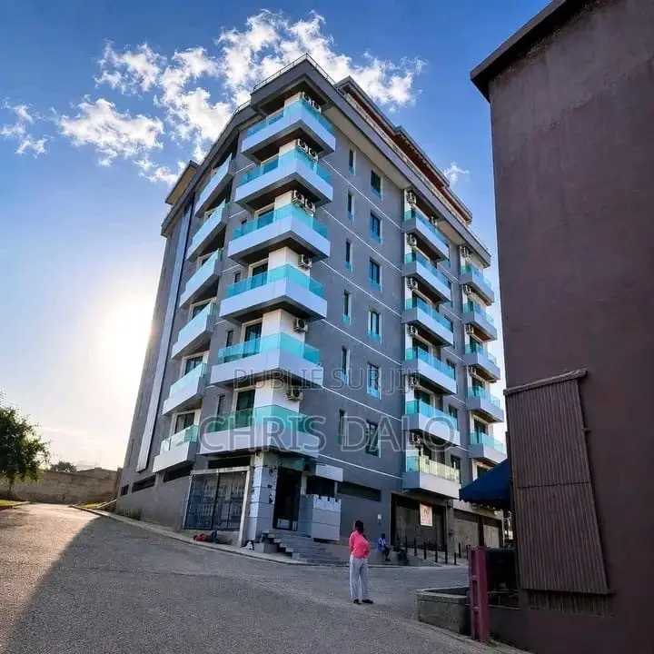 2chbre Appartement dans Achy, Cocody à Louer