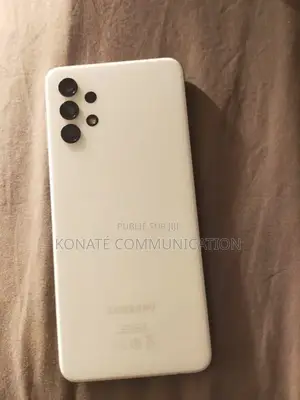 Nouveau Samsung Galaxy A17 128 GB Blanc