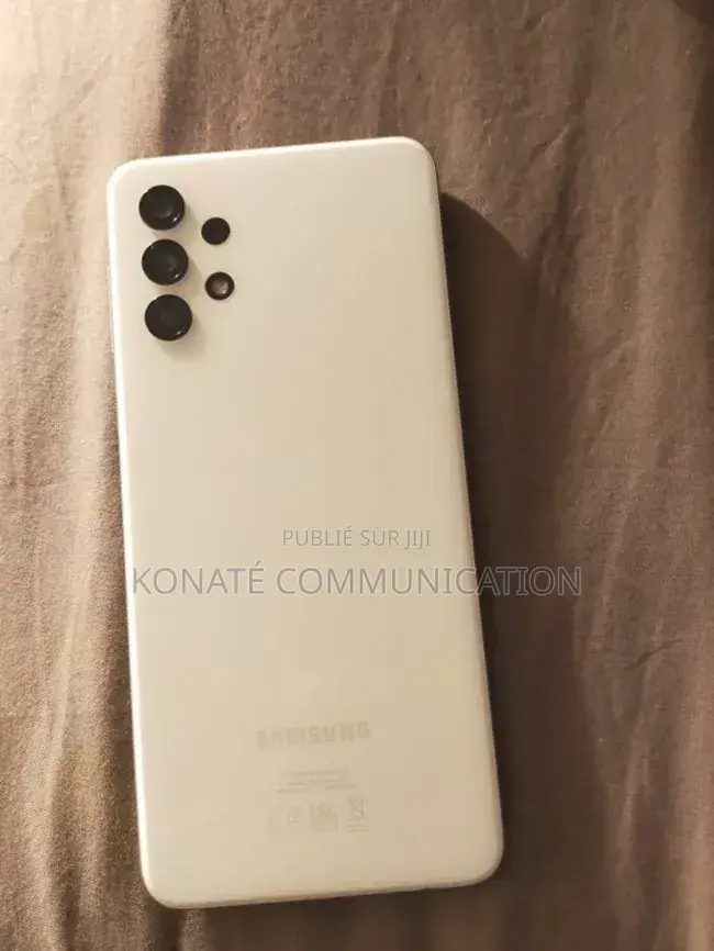Nouveau Samsung Galaxy A17 128 GB Blanc