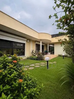 5chbre Duplex dans Roberson, Cocody à Louer