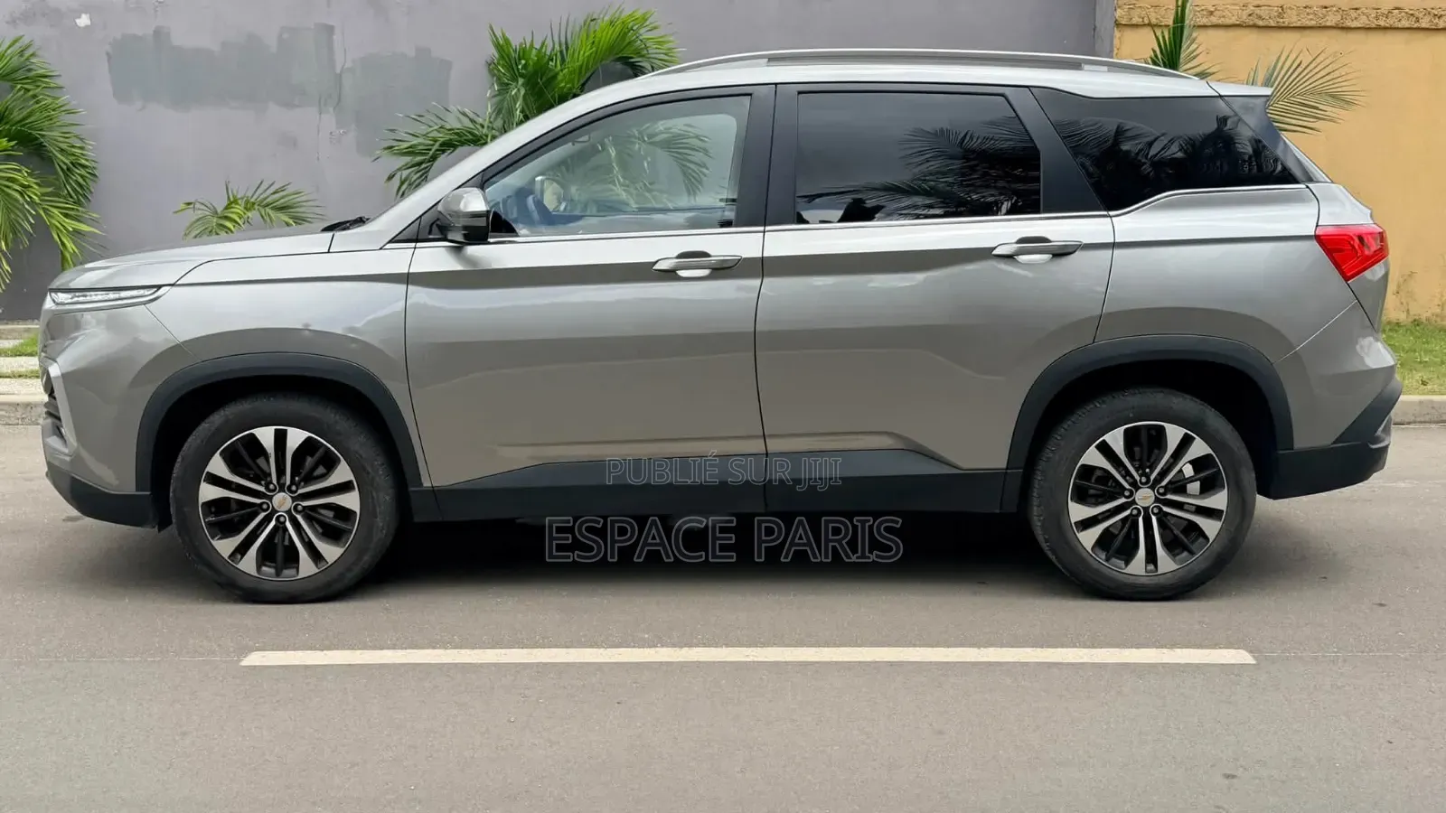 Nouveau Chevrolet Captiva 2023 Gris