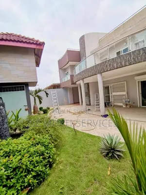 5chbre Duplex dans Zié Multi-Services, Cocody à Vendre