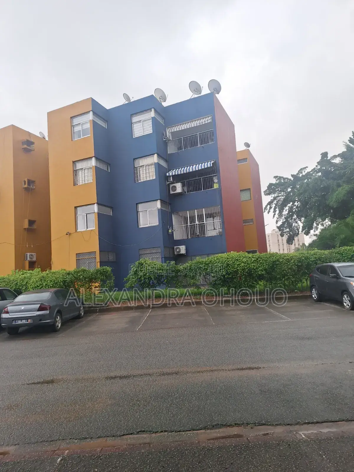 Essé House