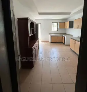 4chbre Duplex dans Koumassi à Vendre