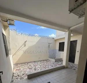 4chbre Duplex dans Koumassi à Vendre