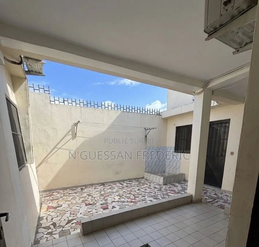 4chbre Duplex dans Koumassi à Vendre