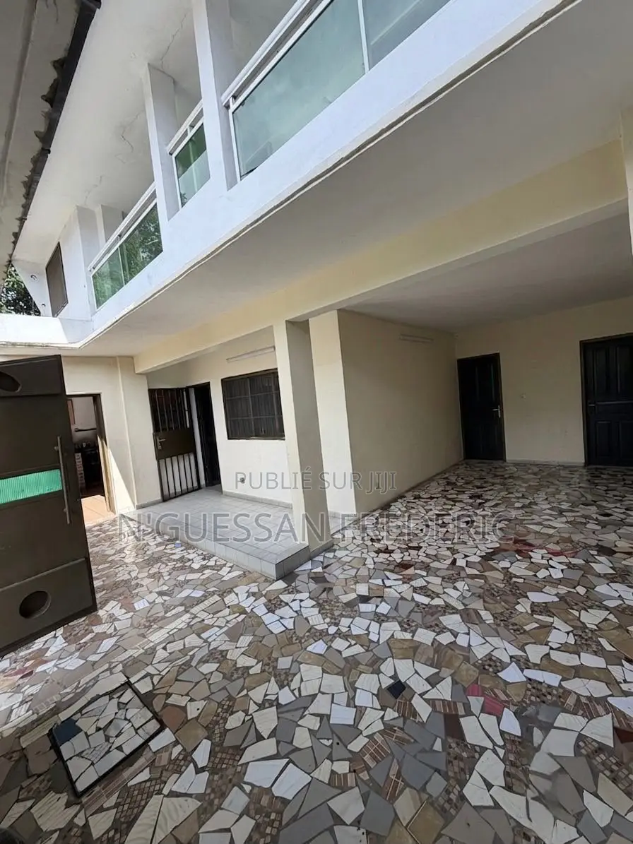 4chbre Duplex dans Koumassi à Vendre