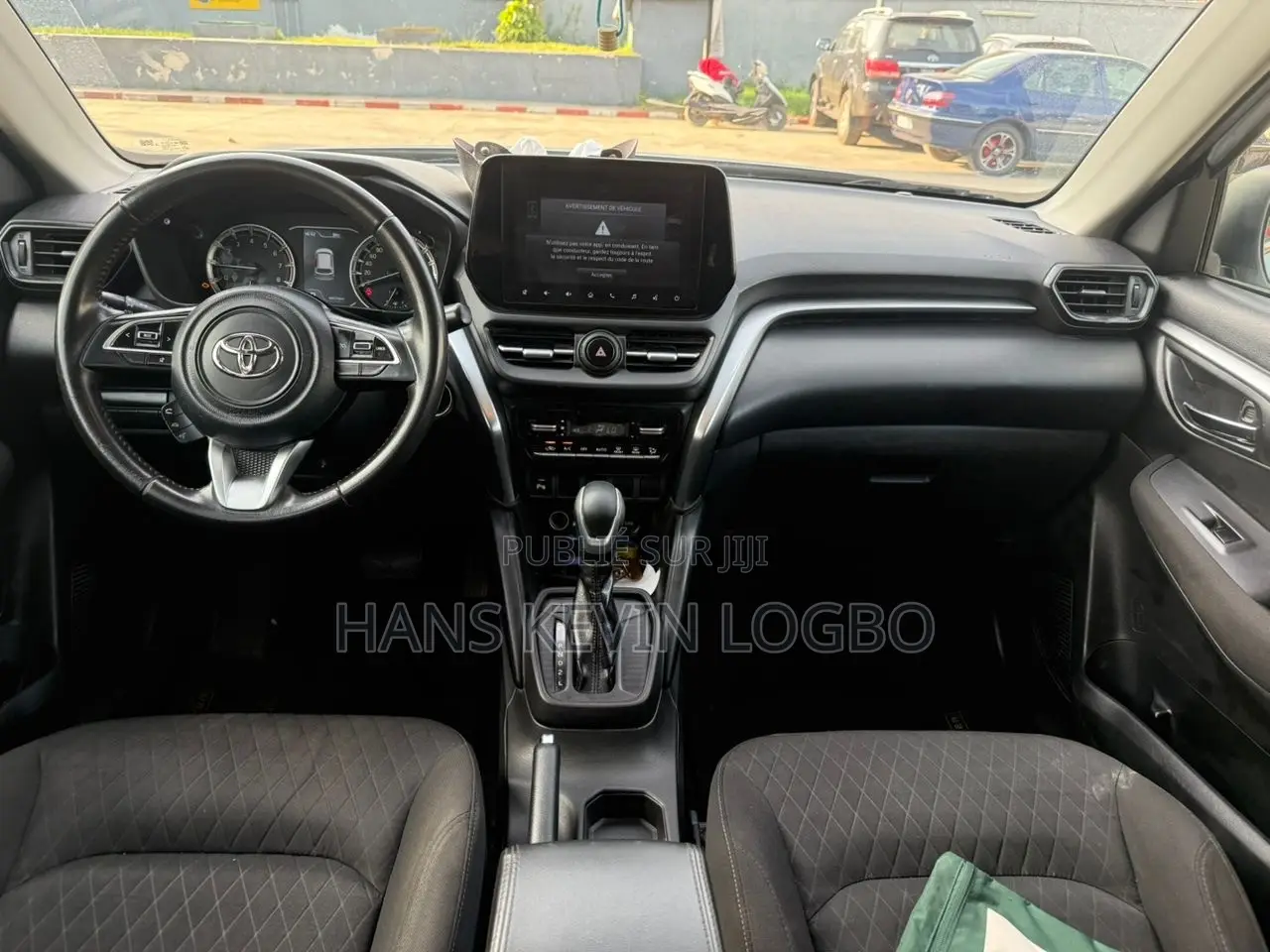 Toyota Urban Cruiser 2024 Gris