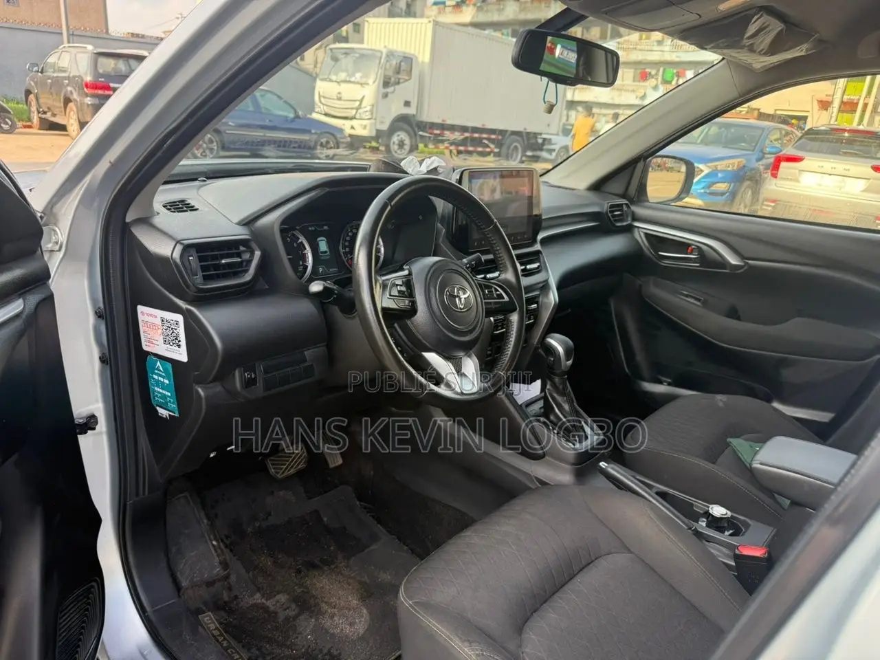 Toyota Urban Cruiser 2024 Gris
