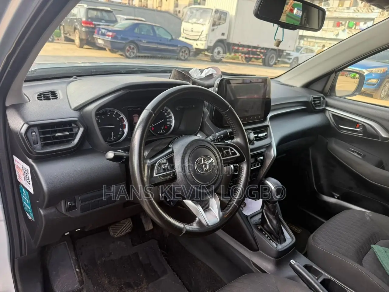 Toyota Urban Cruiser 2024 Gris