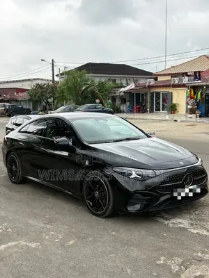 Nouveau Mercedes-Benz CLA-Class 2025 Noir
