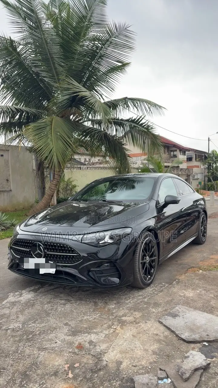 Nouveau Mercedes-Benz CLA-Class 2025 Noir