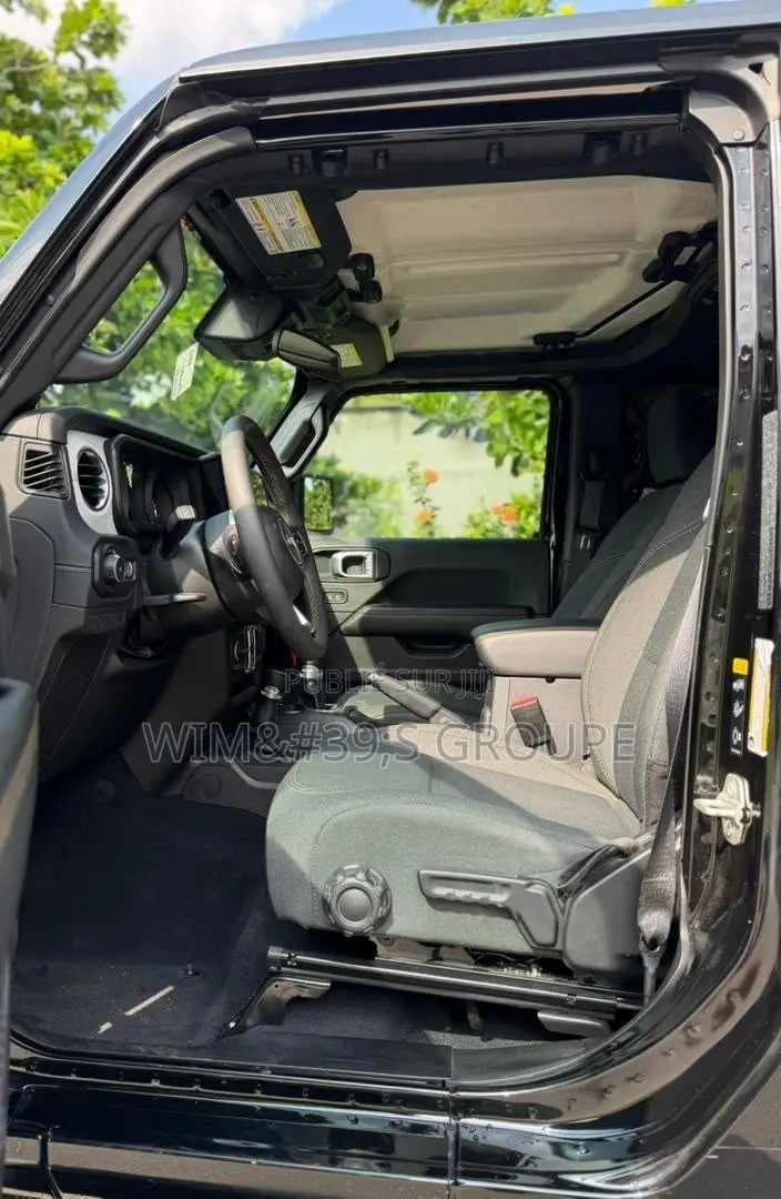 Nouveau Jeep Wrangler Rubicon 2 Door 4x4 2024 Noir