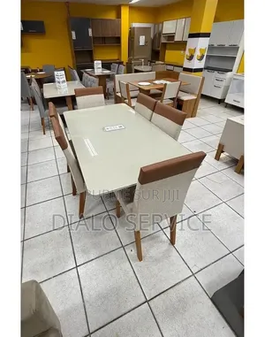 Table À Manger