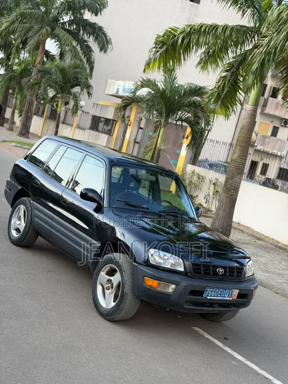 Toyota RAV4 Automatic 2000 Bleu