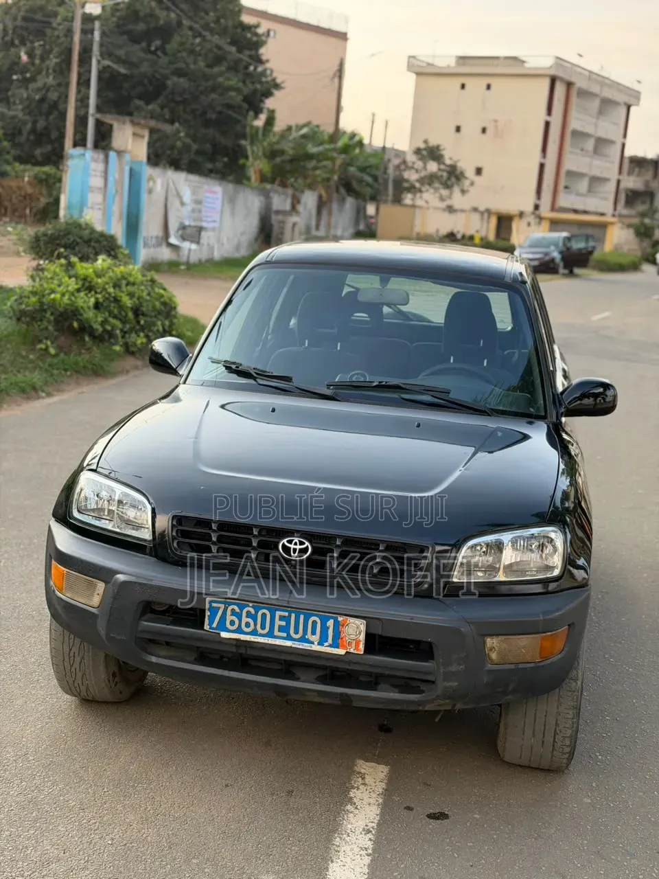 Toyota RAV4 Automatic 2000 Bleu
