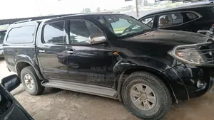 Toyota Hilux 2009 Noir