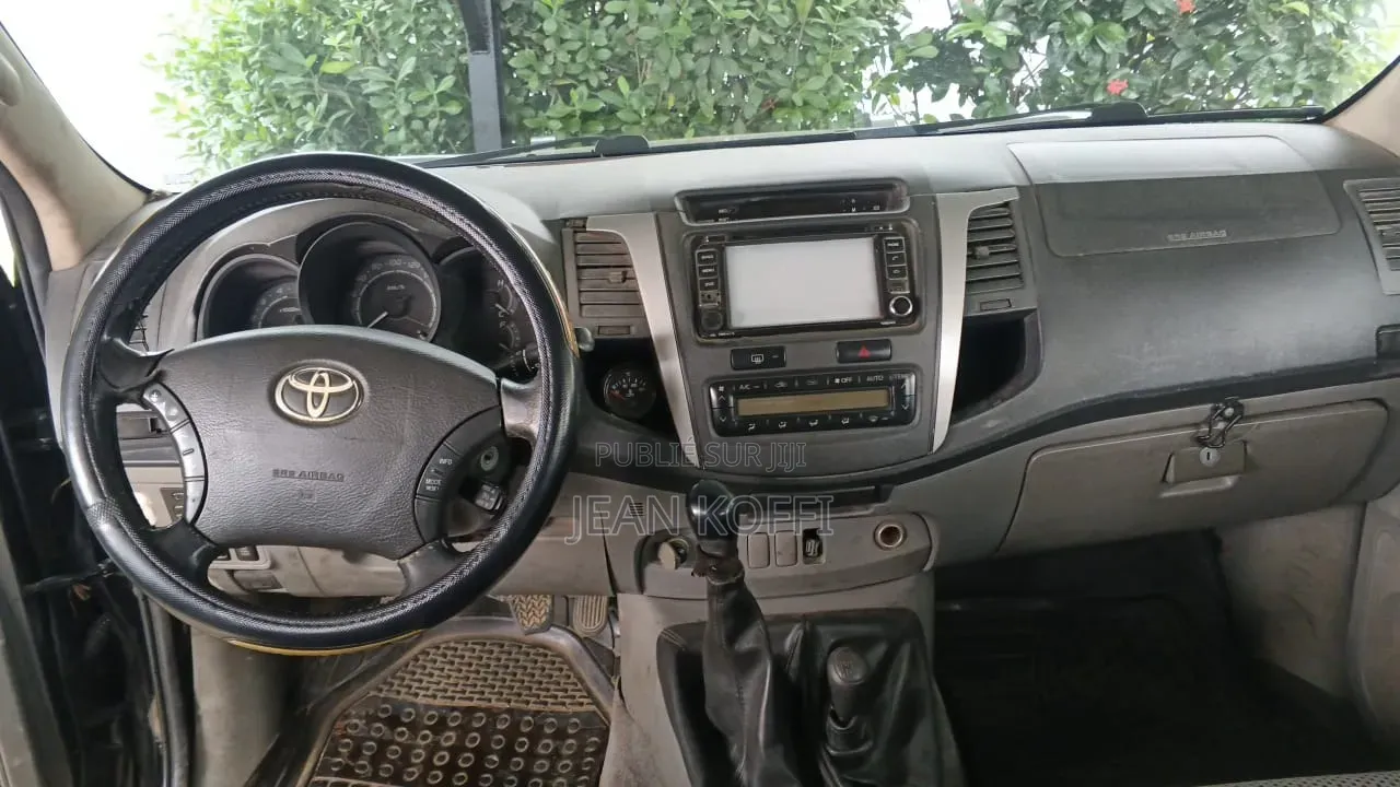 Toyota Hilux 2009 Noir