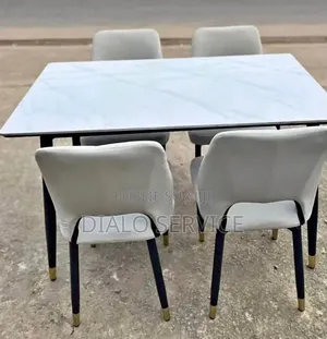 Table À Manger
