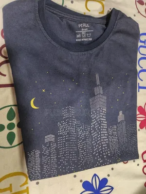 T Shirt Bleu Nuit Stylé