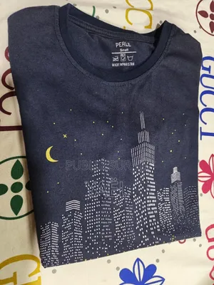 T Shirt Bleu Nuit Stylé