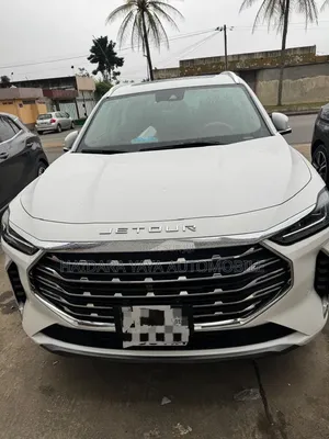 Jetour X70 Plus 2025 Blanc