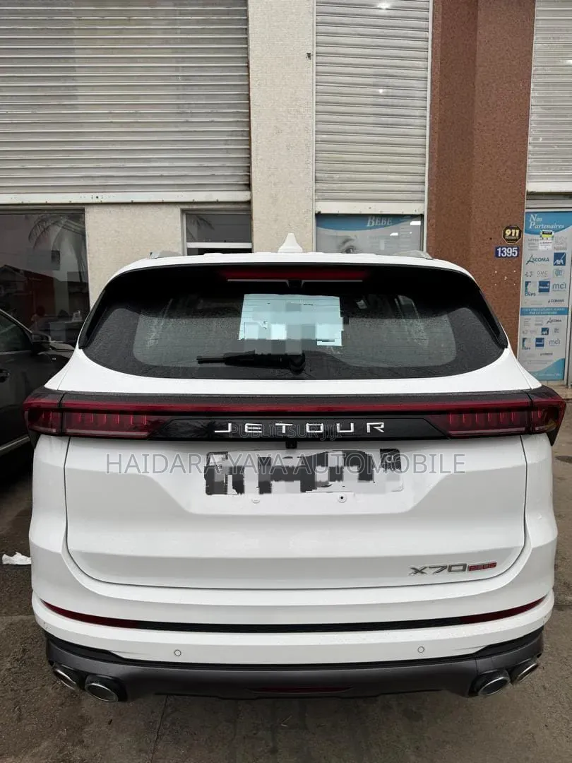 Jetour X70 Plus 2025 Blanc