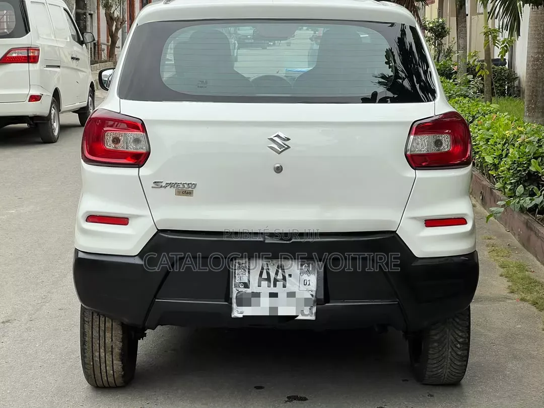 Suzuki S-Presso 2023 Blanc