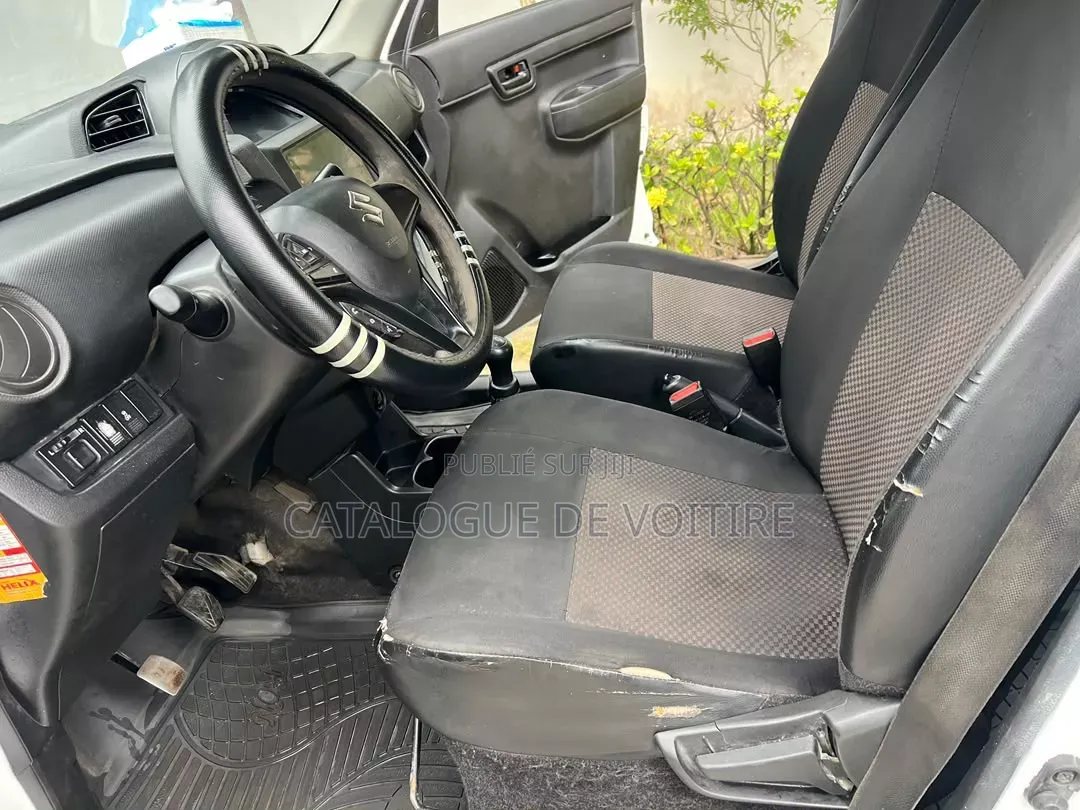 Suzuki S-Presso 2023 Blanc