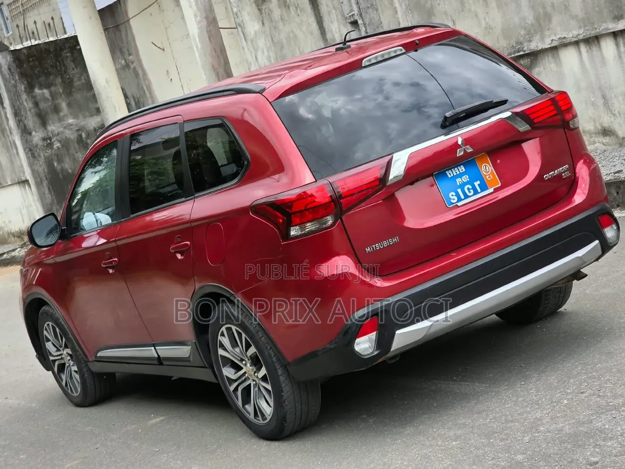Mitsubishi Outlander 2.4 PHEV AWD 2017 Rouge