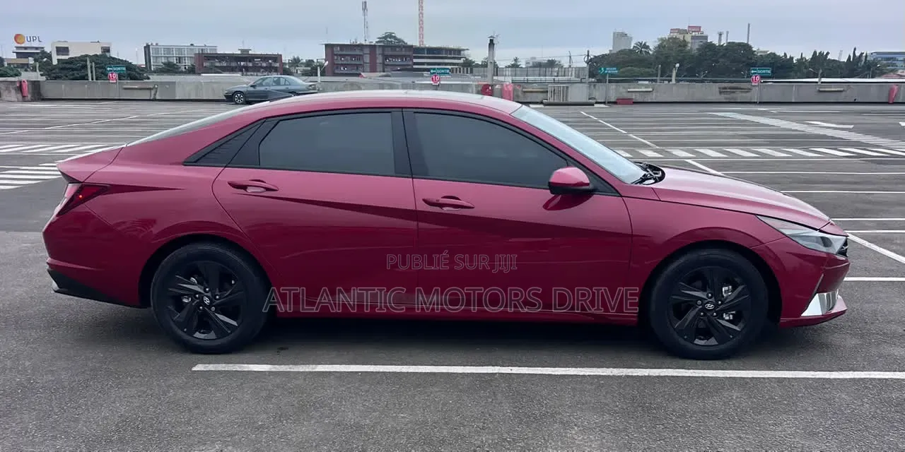 Hyundai Elantra SE 2021 Rouge