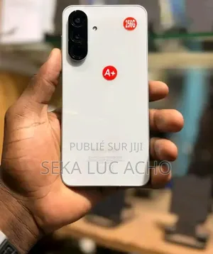 Nouveau Samsung Galaxy A56 128 GB Blanc