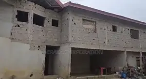 *TERRAIN À VENDRE – M’BADON* Emplacement Privilégié, Juste Derri