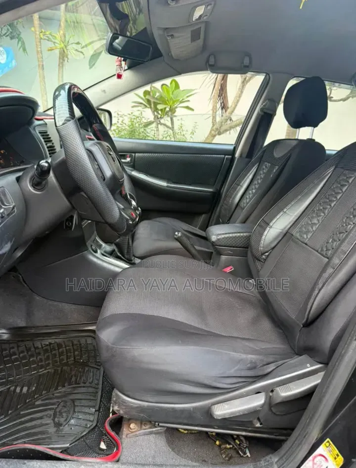 Toyota Corolla 2005 Noir