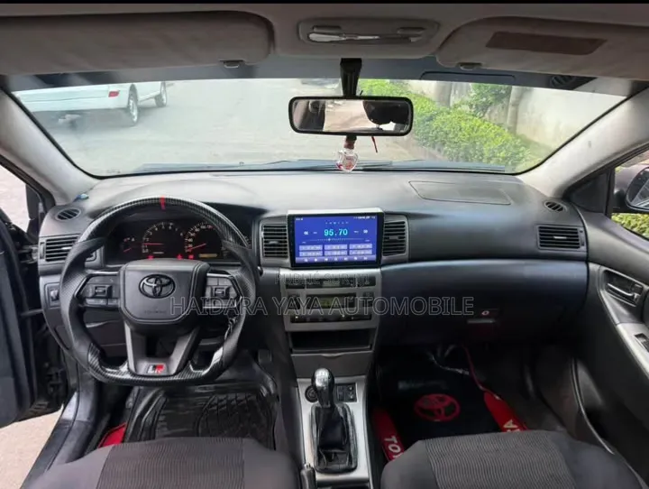Toyota Corolla 2005 Noir