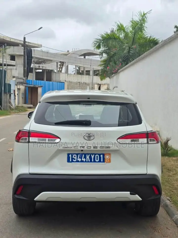 Toyota Corolla Cross 2023 Blanc