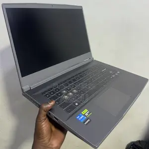 Ordinateur portable MSI GF65 Thin 10UE 16GB Intel Core i5 SSD 512GB