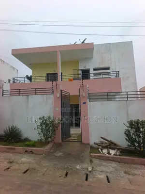Meublé 4chbre Appartement dans Bingerville à Louer