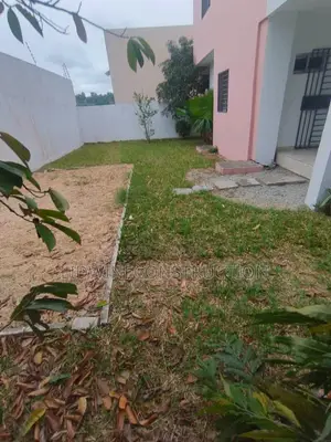 Meublé 4chbre Appartement dans Bingerville à Louer