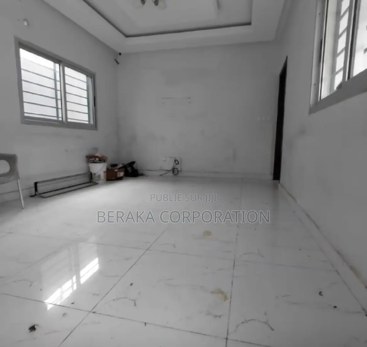 4chbre Duplex dans Beraka Corporation, Cocody à Vendre