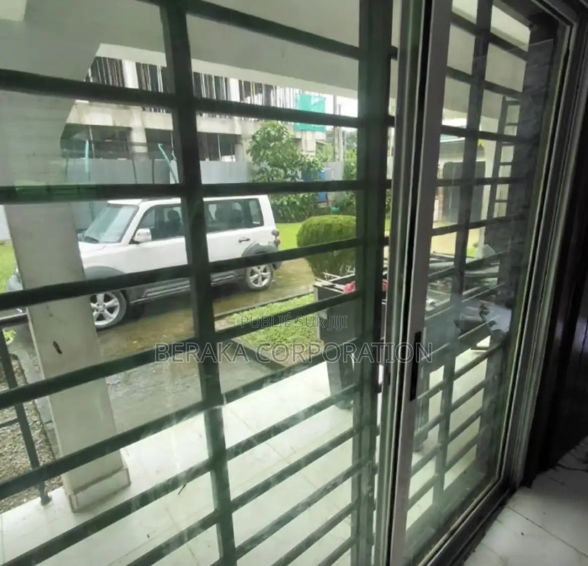 4chbre Duplex dans Beraka Corporation, Cocody à Vendre