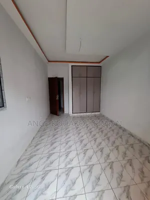 3chbre Duplex dans Ange Immobilier, Cocody à Vendre