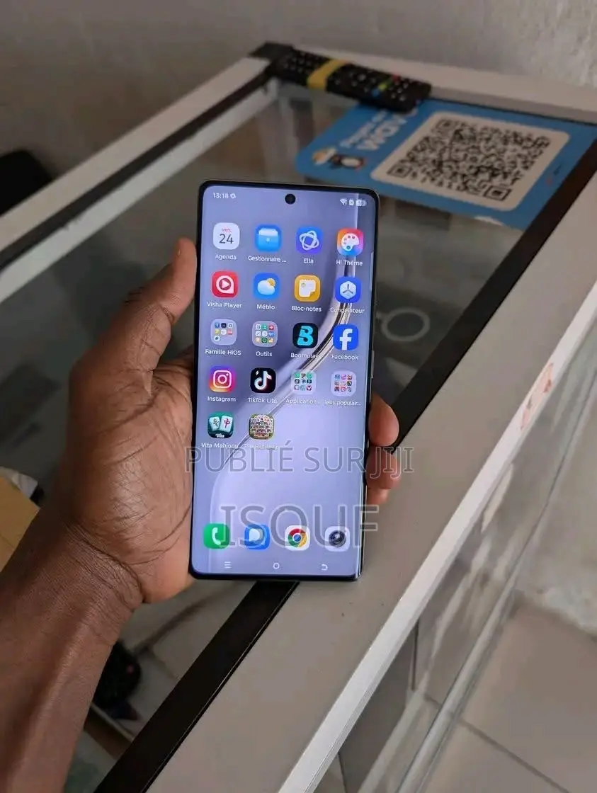 Nouveau Tecno Camon 40 Pro 4G 256 GB Autre