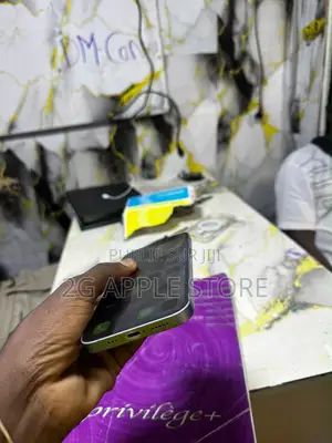 Nouveau Pomme iPhone 14 128 GB Bleu