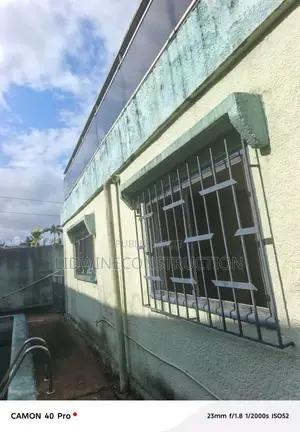 7chbre Duplex dans Deux Plateaux à Louer