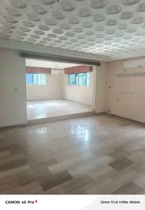 7chbre Duplex dans Deux Plateaux à Louer