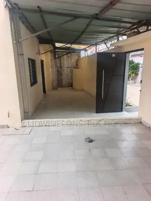 3chbre Duplex dans Cocody à Louer
