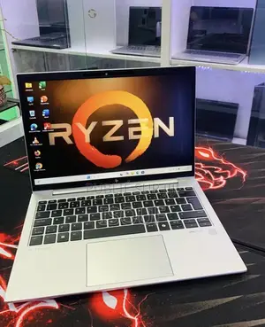 Nouveau HP EliteBook 840 G3 64GB Intel Core i5 eMMC 4T